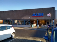 Commerce Alimentation Aldi