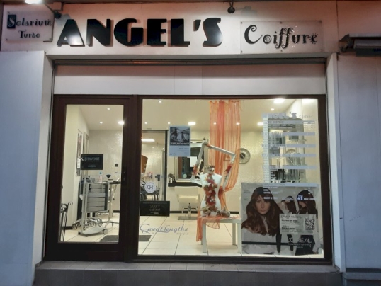 Angel's Coiffure - Solarium